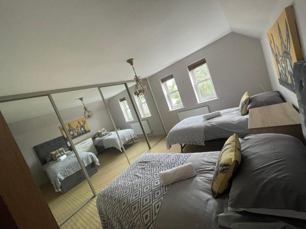 Entire Seaside Luxury Home With On Site Parking! Poole Luaran gambar